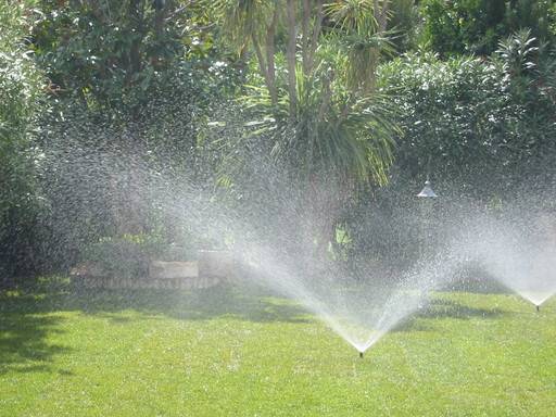 Installation d'Arrosage Automatique pour Gazon à Fréjus et Saint-Raphaël