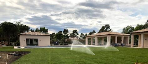 Arrosage automatique par aspersion sur Tourettes