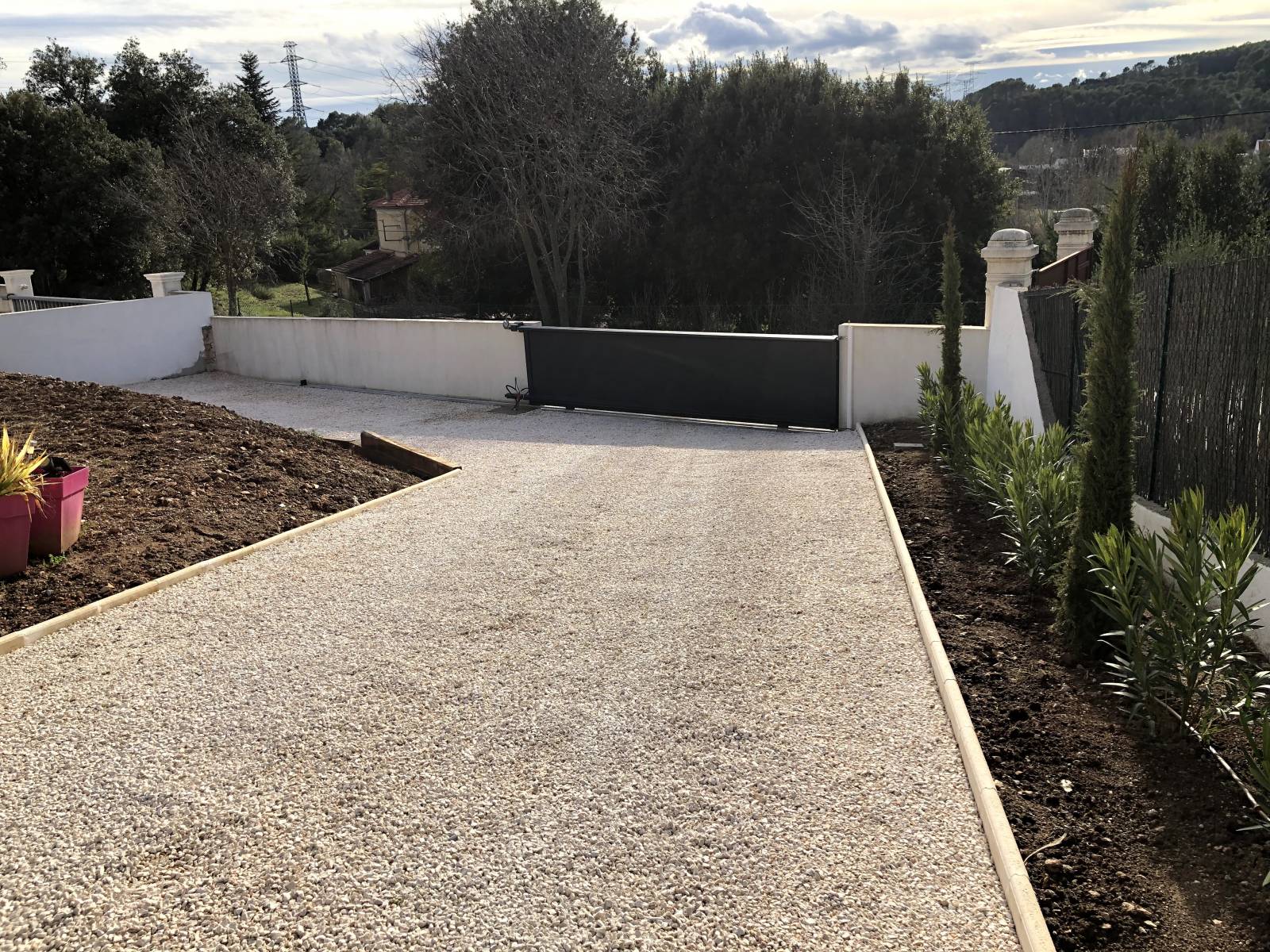 Création d'un accés avec dalles alvéolées à Draguignan 83